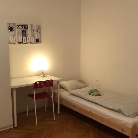 Apatrhostel Brno Extérieur photo